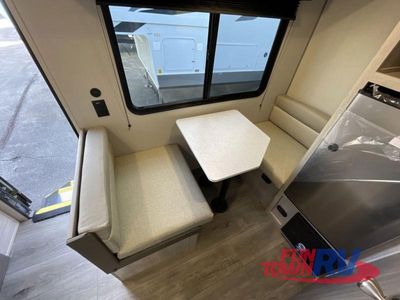 2026 Coachmen RV Catalina Summit Series 7 — photo 17 view