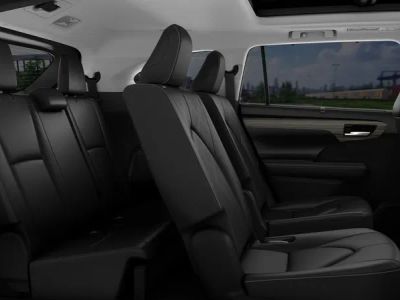 2026 Toyota Highlander Hybrid - Photo 21