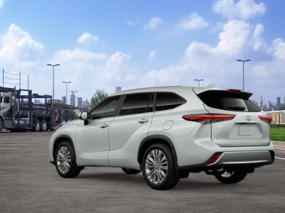 2026 Toyota Highlander Hybrid - Photo 8
