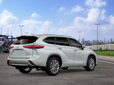 2026 Toyota Highlander Hybrid - Photo 12