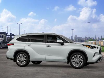 2026 Toyota Highlander Hybrid - Photo 15