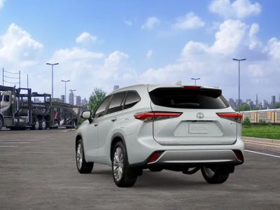 2026 Toyota Highlander Hybrid - Photo 9