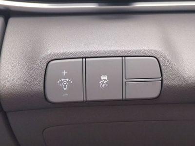 2026 Hyundai ELANTRA — photo 24 view