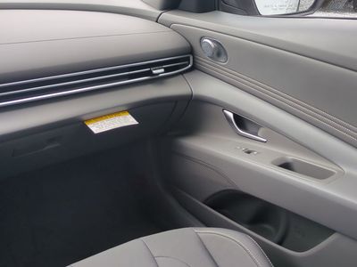 2026 Hyundai ELANTRA — photo 18 view