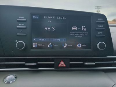 2026 Hyundai ELANTRA — photo 19 view
