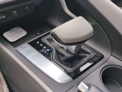 2026 Hyundai ELANTRA — photo 20 view