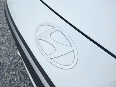 2026 Hyundai ELANTRA — photo 13 view