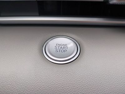 2026 Hyundai ELANTRA — photo 32 view