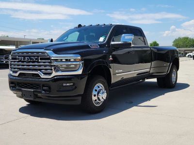 2026 RAM 3500 — interior view