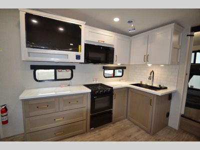 2026 Jayco Eagle HT - Photo 10