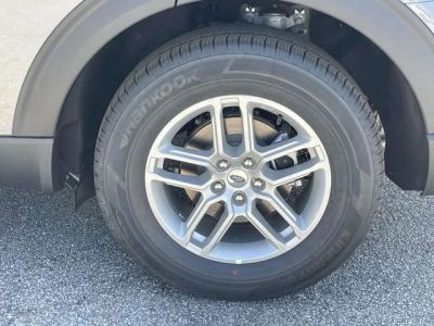 2026 Ford Explorer — photo 9 view