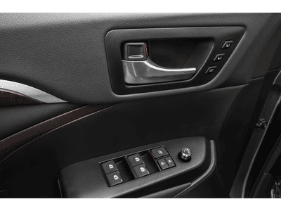 2015 Toyota Highlander — photo 46 view