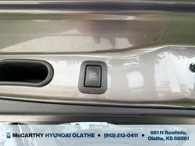 2015 Toyota Highlander — photo 21 view