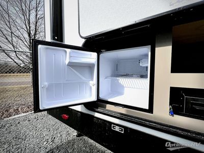 2025 K-Z Connect SE - Photo 35