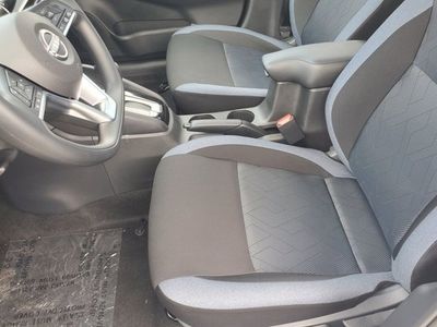 2025 Nissan Versa - Photo 18