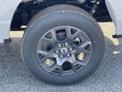 2026 Ford F-150 — photo 8 view