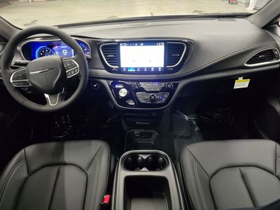 2026 Chrysler Pacifica — photo 35 view