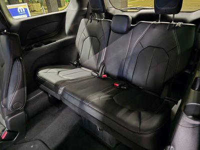 2026 Chrysler Pacifica — photo 31 view