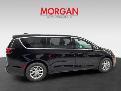 2026 Chrysler Pacifica — photo 7 view