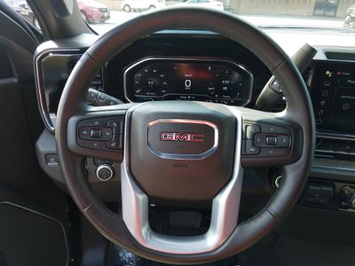 2025 GMC Sierra 1500 - Photo 12