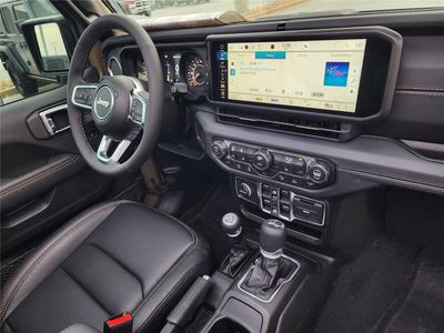2026 2026 Jeep Wrangler - Photo 8