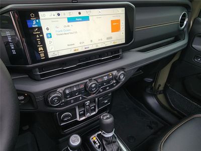 2026 2026 Jeep Wrangler - Photo 9