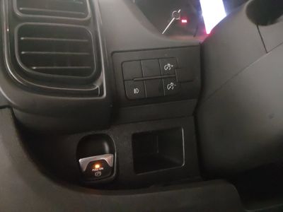 2024 Ram ProMaster Cargo Van — photo 13 view