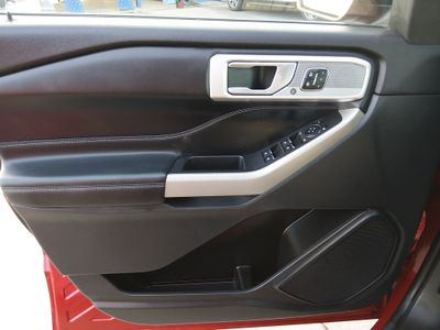 2023 Ford Explorer — photo 22 view