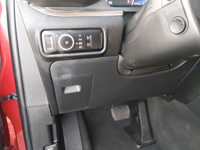 2023 Ford Explorer — photo 13 view