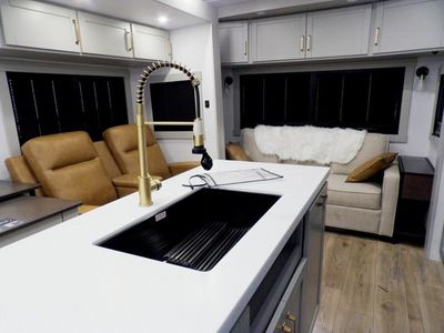 2026 Brinkley RV Model Z - Photo 6