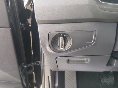 2024 Volkswagen Tiguan — photo 13 view