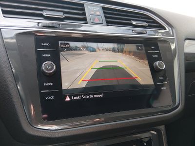 2024 Volkswagen Tiguan — photo 16 view