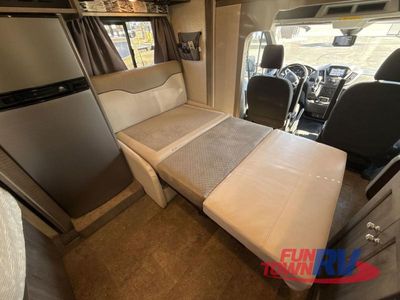 2018 Winnebago Fuse — photo 19 view