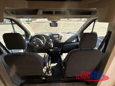 2018 Winnebago Fuse — photo 75 view
