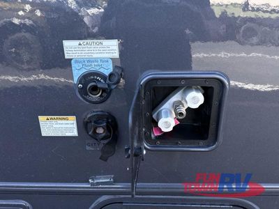 2018 Winnebago Fuse — photo 43 view