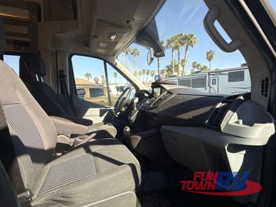 2018 Winnebago Fuse — photo 83 view