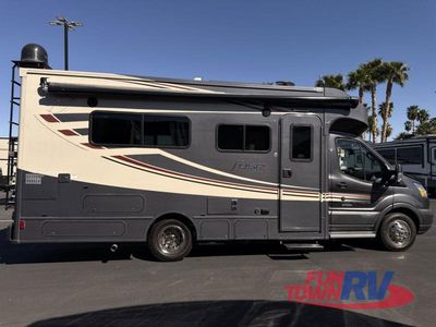2018 Winnebago Fuse — photo 9 view