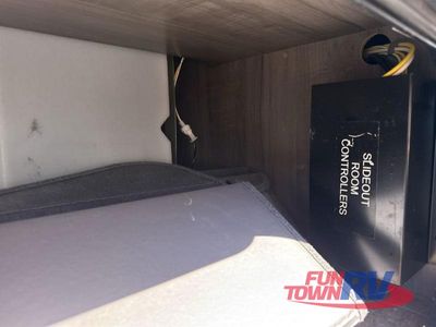 2018 Winnebago Fuse — photo 38 view