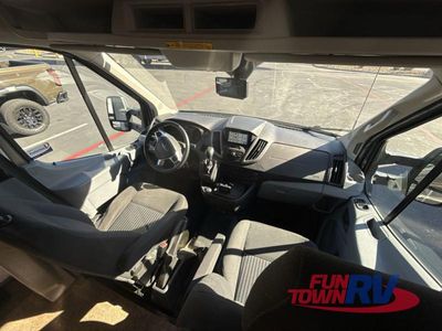 2018 Winnebago Fuse — photo 76 view