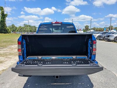2026 Nissan Frontier — photo 12 view