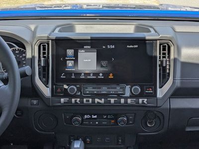 2026 Nissan Frontier — photo 17 view