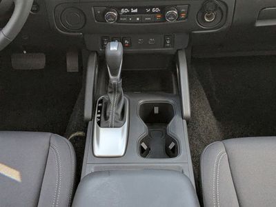 2026 Nissan Frontier — photo 18 view