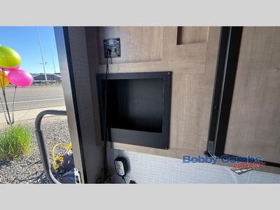 2023 Palomino Real-Lite - Photo 23