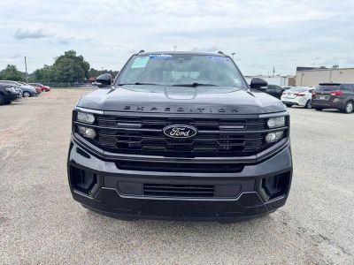 2026 Ford Expedition — side profile view