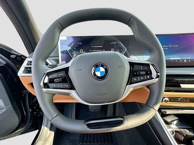 2026 BMW 3 Series — photo 8 view
