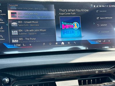 2026 BMW 3 Series — photo 12 view