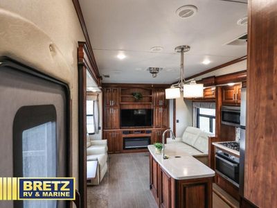 2019 Keystone RV Alpine — photo 27 view
