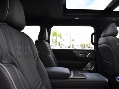 2026 INFINITI QX80 - Photo 34