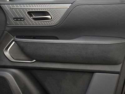 2026 INFINITI QX80 - Photo 41
