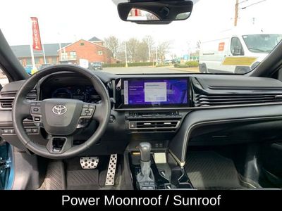 2025 Toyota Camry XSE - Photo 16